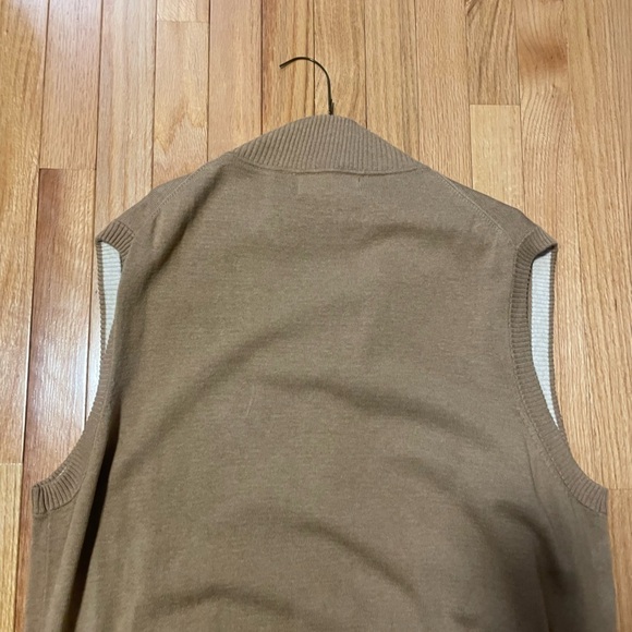 Eildon Hills Tan Sweater Vest Size XL - Picture 6 of 8
